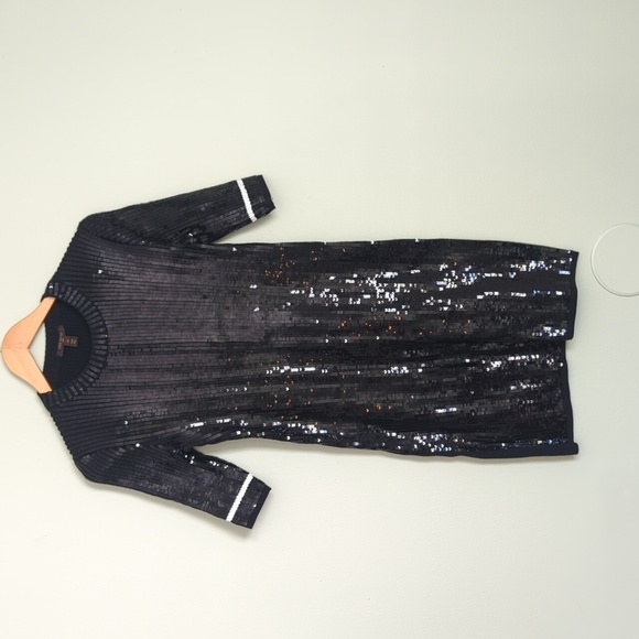 Louis Vuitton Black Sequin Sweater Dress, US M - Picture 1 of 6